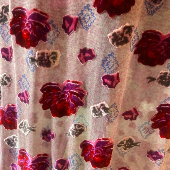 For love and lemons pink roses dress - Picture 4 of 9